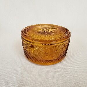 Tiara Amber "Sandwich" Pattern, Covered Trinket or Powder Dish Vintage Cottage